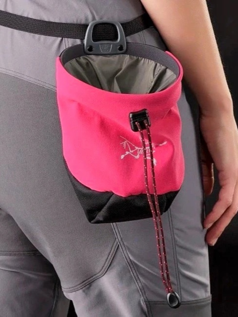 Arc'teryx Maka 2 Waistpack in Pink & Black NWT